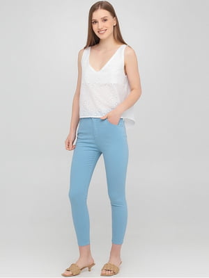 Голубые демисезонные зауженные джинсы | 6432208