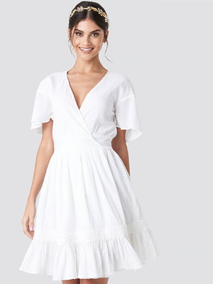 Платье А-силуэта белое | 6436333