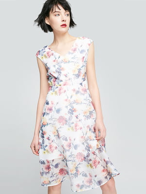 Платье А-силуэта белое с цветочным принтом | 6438597