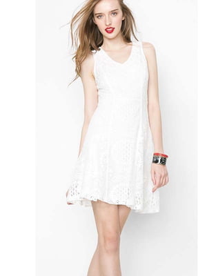 Платье А-силуэта белое кружевное | 6439364