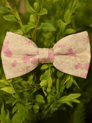 Галстук-бабочка бежево-розовый с рисунком | 6457465