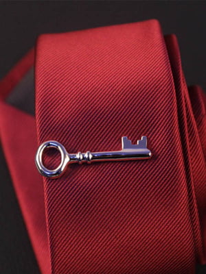 Затискач для краватки у вигляді ключика сріблястий | 6457997