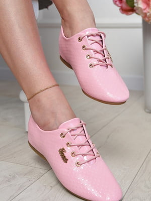Туфлі рожевого кольору на шнурівці | 6493804