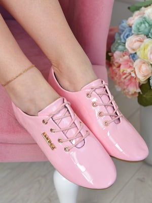 Туфли розового цвета на шнуровке | 6493805