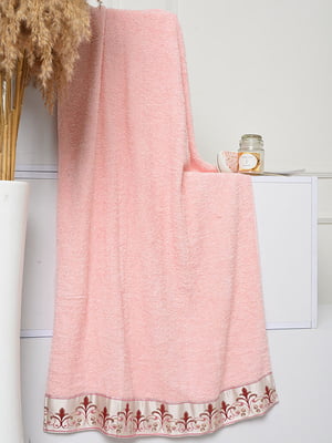 Полотенце банное махровое светло-розового цвета | 6497387