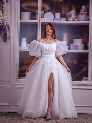 Платье белое с трендовыми рукавами-буфф | 6506051