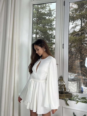 Сукня біла з пишною спідницею | 6506202