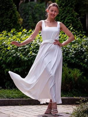 Коктейльное белое платье с поясом | 6506224