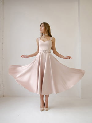 Сукня-міді пудрового кольору з пишною спідницею | 6506419