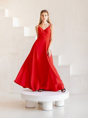 Сукня червона з вирізом на спині | 6506537