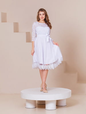 Платье молочного цвета с кружевом | 6506607