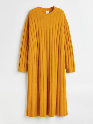 Платье вязаное оверсайз горчичного цвета | 6518884