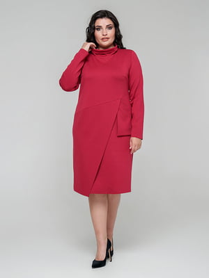 Красное трикотажное платье с оригинальным накладным карманом на юбке | 6527860