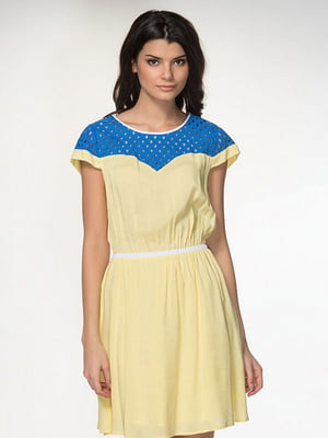 Сукня світло-жовтого кольору з блакитною кокеткою | 6545893