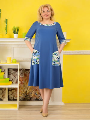 Платье А-силуэта голубое с цветочным принтом | 6383937