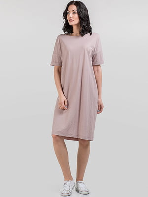 Сукня кольору пудри пошита з креш-льону | 6548151