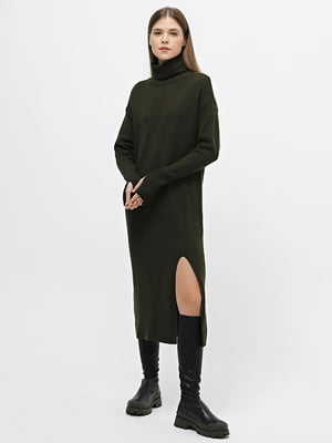 Вязаное платье-свитер цвета хаки | 6568714