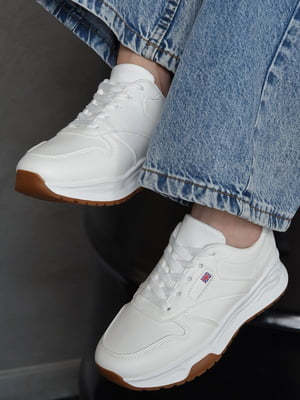 Кросівки білого кольору на шнурівці | 6577370