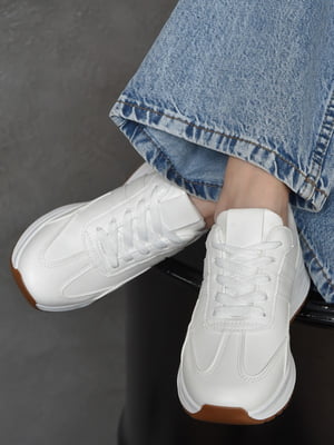 Кросівки білого кольору на шнурівці | 6577390