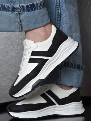 Кросівки чорно-білого кольору на шнурівці | 6577394
