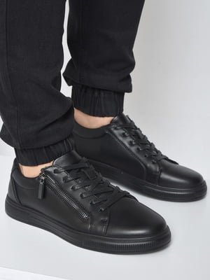 Кросівки чорного кольору на шнурівці | 6577931