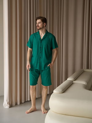 Пижама зеленая из органического льняного материала: рубашка и шорты | 6578649