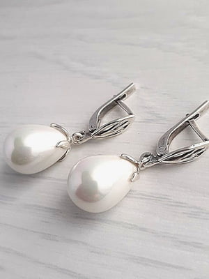 Сережки з перлами Майорка білого кольору | 6583392