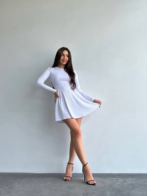 Біла сукня А-силуету в рубчик | 6590647