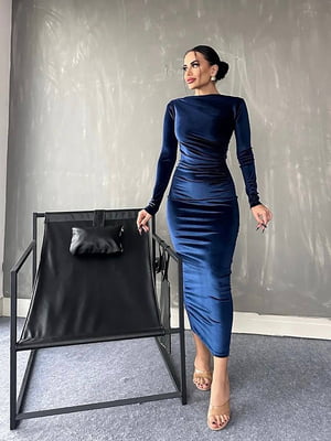 Оксамитова сукня-футляр синього кольору | 6615371