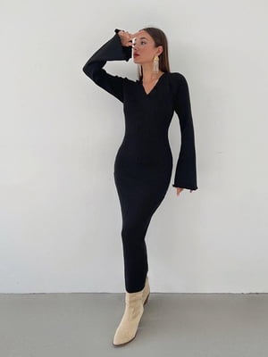 Чорна сукня  з довгими розширеними рукавами | 6615380