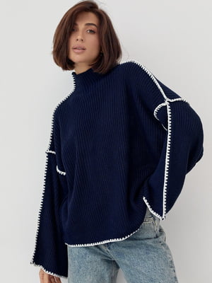Темно-синий вязаный свитер с декоративными швами | 6615910