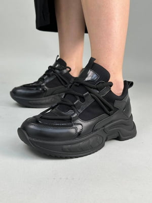 Комбіновані чорні кросівки на середню ногу | 6616713