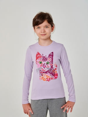 Світло-фіолетовий лонгслів з оригінальним малюнком милого котика | 6619074