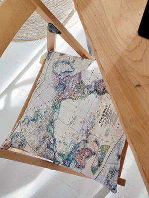 Подушка на стілець "Карта світу" | 6622457