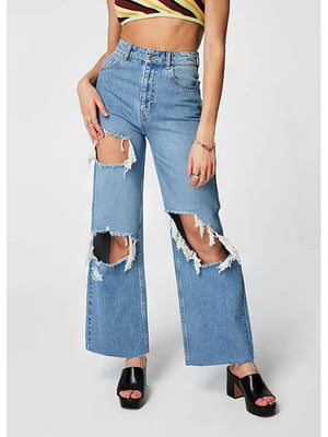 Широкие голубые джинсы с дырками | 6631806