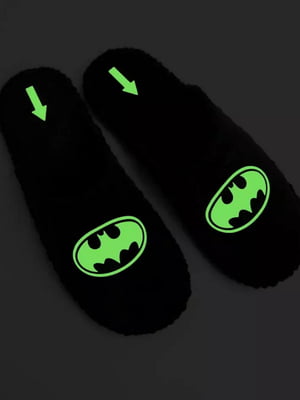 Тапочки черные со светящимся рисунком Batman | 6649763
