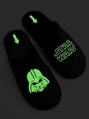 Тапочки черные со светящимся рисунком Star Wars | 6649765