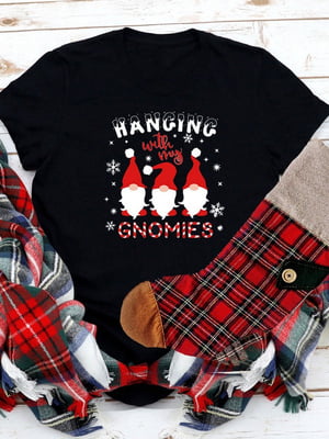 Футболка чорна із принтом "Hanging Gnomes" | 6653586