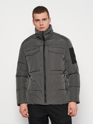 Темно-серая куртка с карманами и высокой горловиной | 6683562