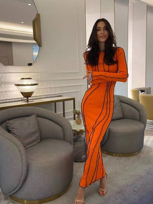 Сукня-футляр оранжевого кольору | 6684582