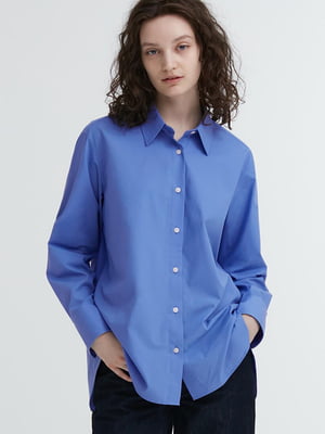 Вільна базова сорочка у блакитному кольорі | 6685342