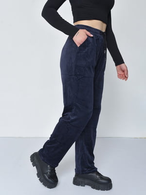 Велюровые полубатальные брюки темно-синего цвета | 6686588