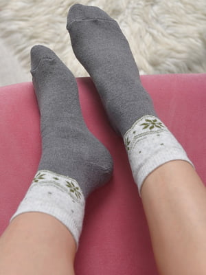 Шкарпетки махра сірого кольору | 6687540