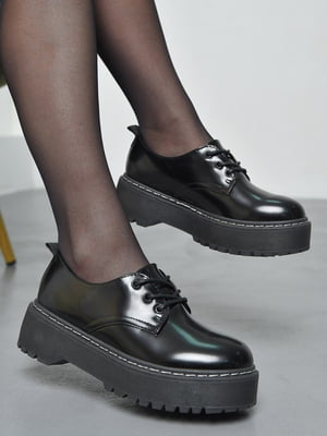 Туфлі лофери чорного кольору на шнурівці | 6687897