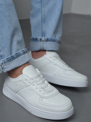 Кросівки білого кольору на шнурівці | 6688032