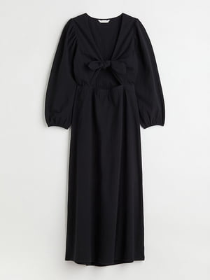 Расклешенное черное платье с завязками и вырезом спереди | 6697309
