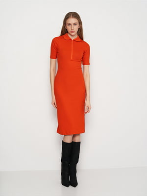 Оранжевое платье-футляр в рубчик | 6697366