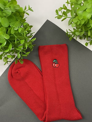 Шкарпетки червоного кольору | 6697884