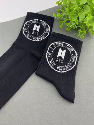 Шкарпетки чорні з принтом "BTS" | 6697938