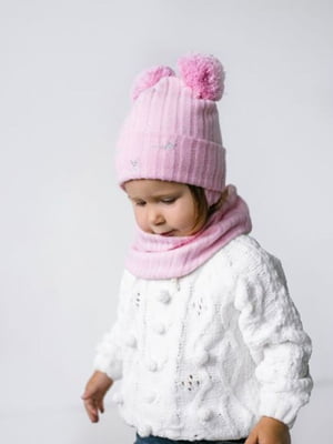 Рожевий комплект: шапка з помпонами і шарф-хомут | 6701322